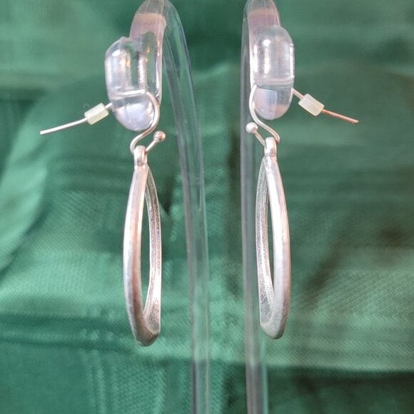 Three Sets of Fun and Funky Earrings - Picture 4 of 9